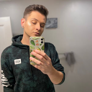 Meet your Posher, Jason